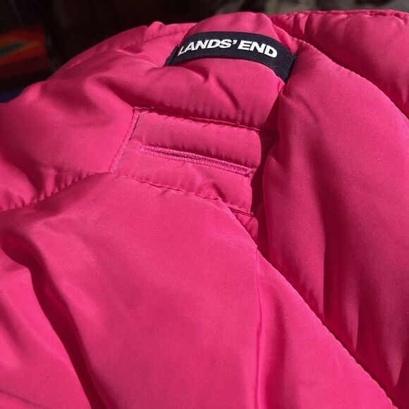 Land’s End Dog Puffer Quilted Vest adjustable Velcro rare Deep Pink Size Large - Picture 10 of 16